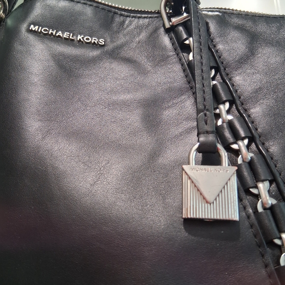 Michael Kors Lg Sadie Satchal - Picture 3 of 9